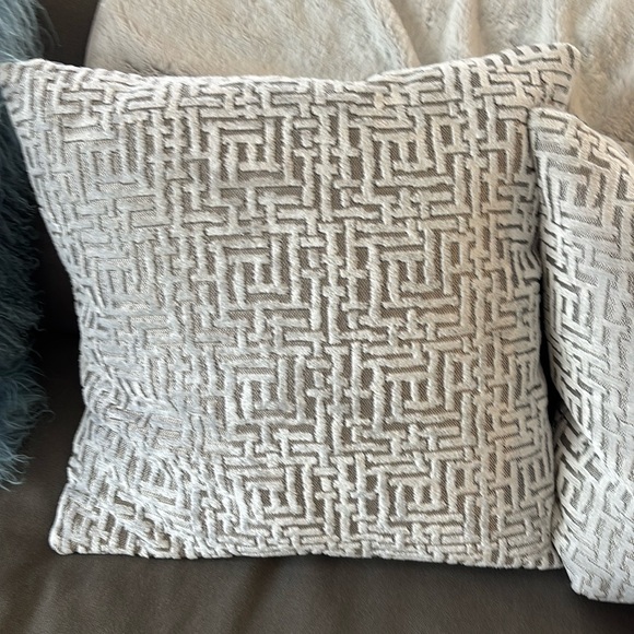 West elm 20x20 textured white/grey pillows. 2 sold together - Picture 1 of 3